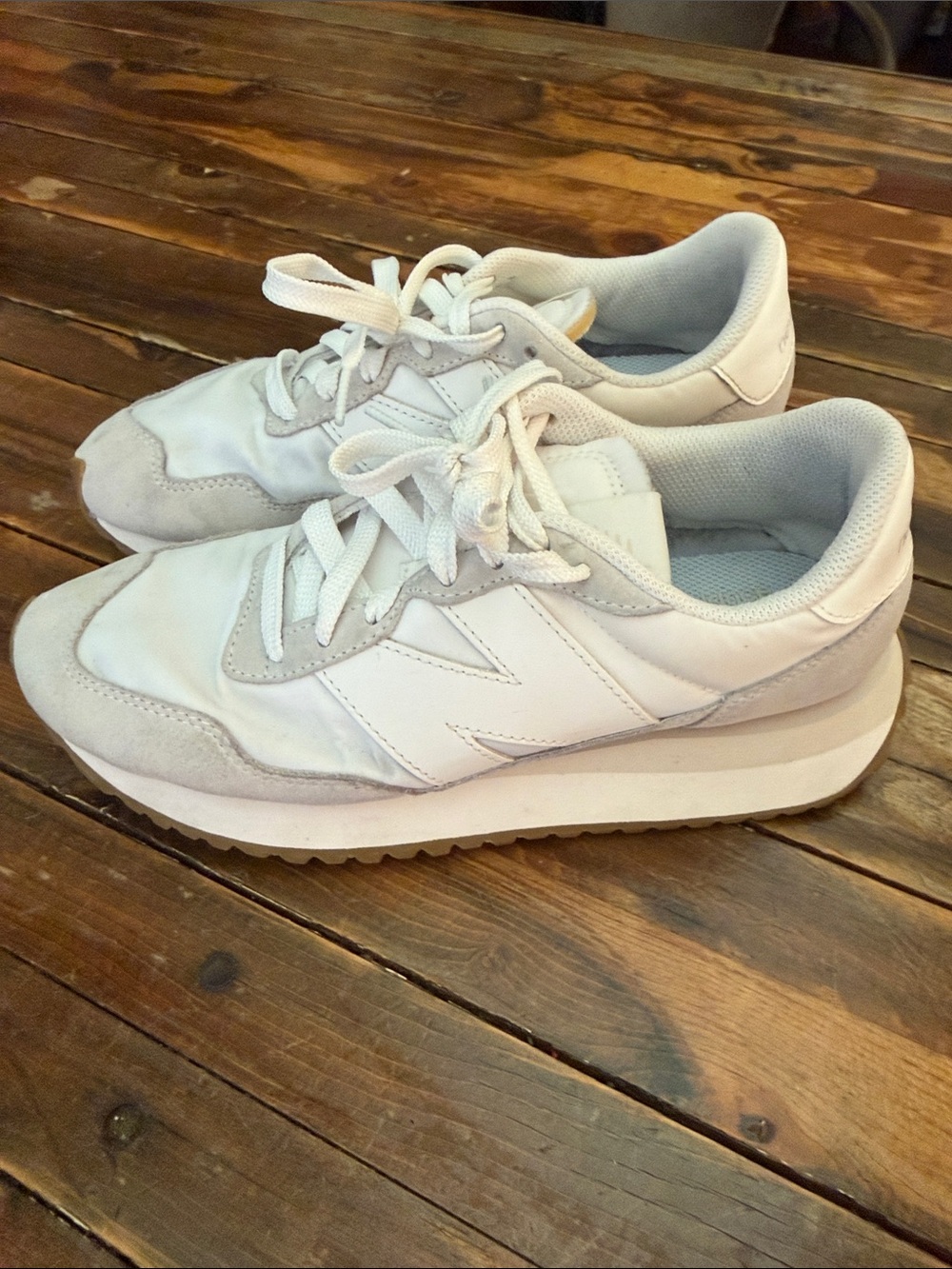 New Balance 237 - Picture 3 of 8